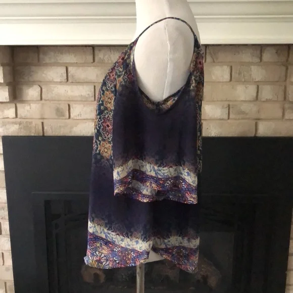 DayTrip Blue Cold Shoulder Chiffon Overlay Tank size XS - Picture 3 of 9